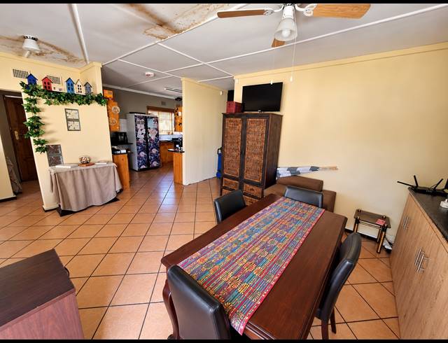 3 BEDROOM HOUSE FOR SALE IN VANDERBIJLPARK SE 1